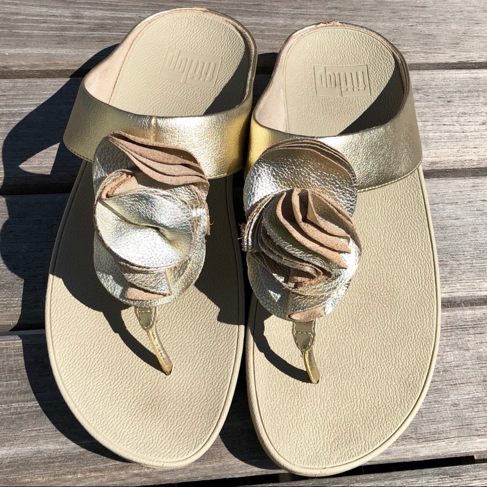 Soft Gold flower Fit Flops.
